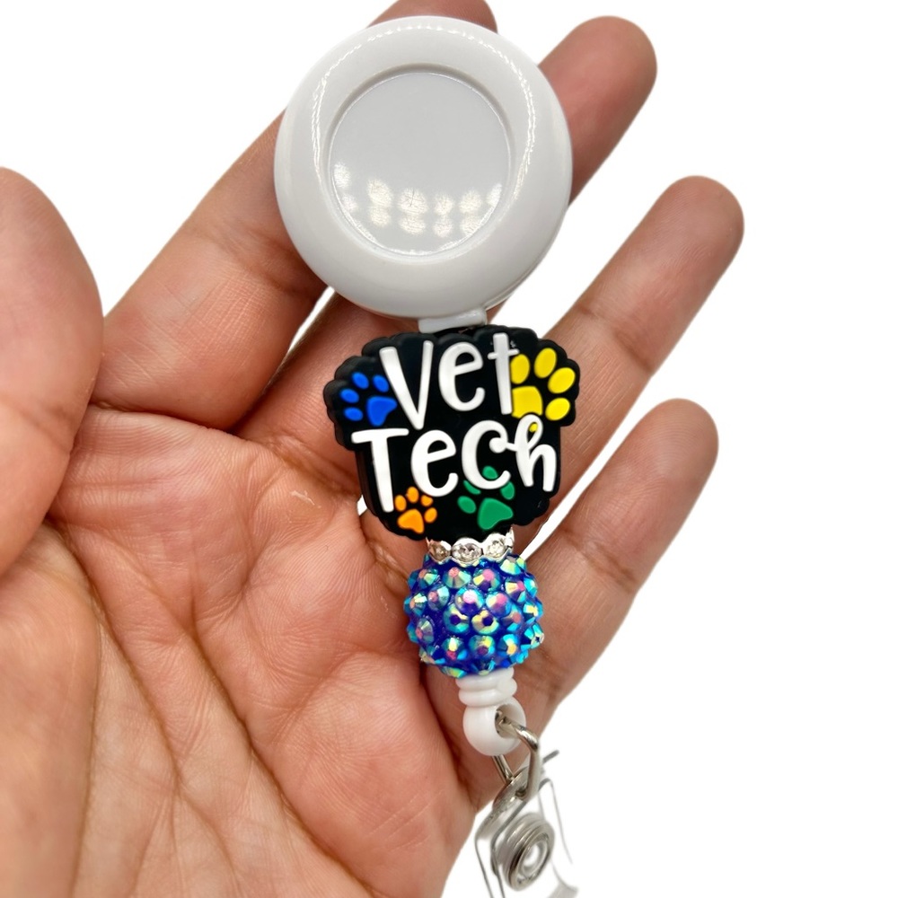 Vet Tech 🐾 Badge Reel